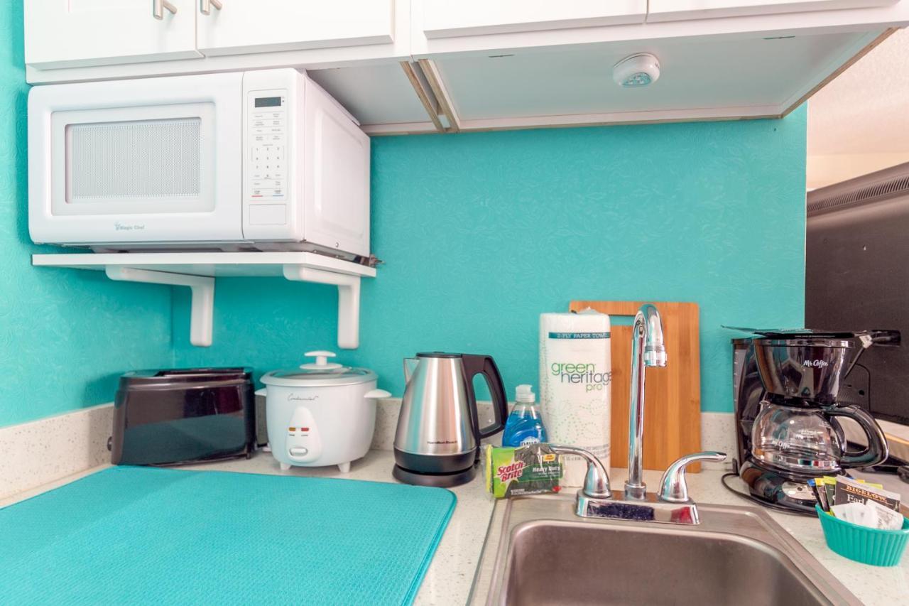 Aloha Vibes Await! Stylish Condo At Aloha Surf - Mountain And City Views Honolulu Zewnętrze zdjęcie